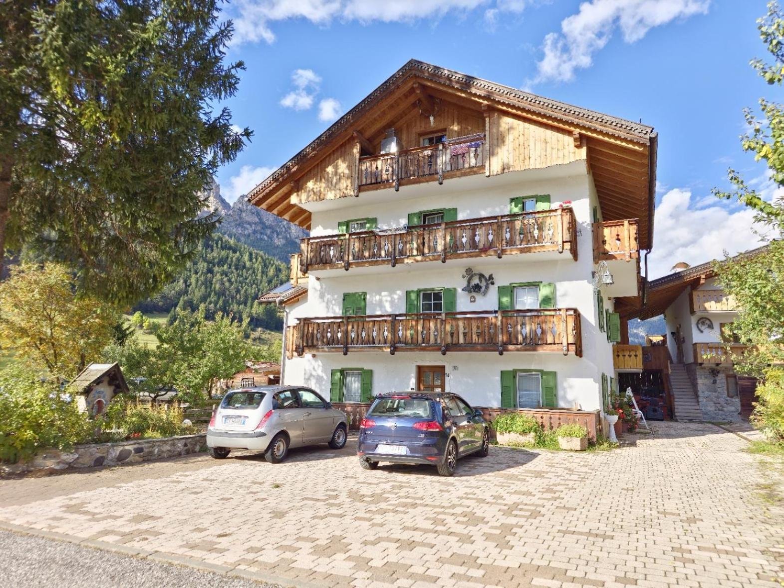 Appartamenti Pollam By Ama Val Di Fassa Pozza di Fassa Luaran gambar